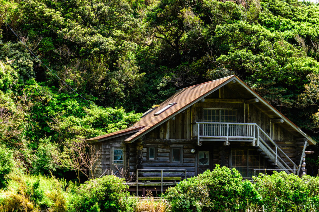 古い別荘の家